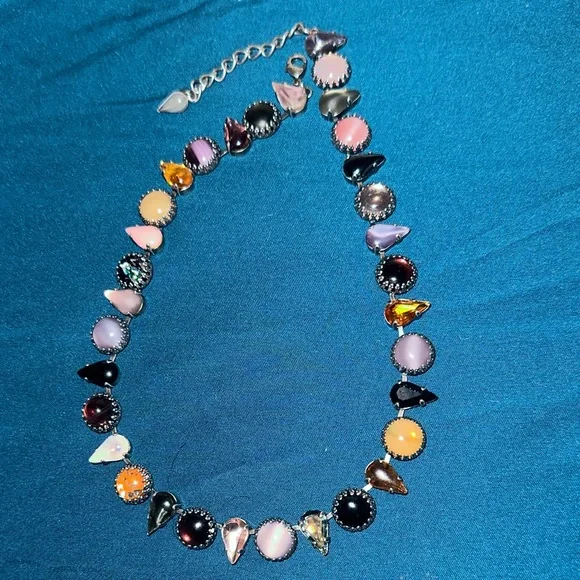 Glowing 1960s German Glass Stones Glass Choker - Picture 5 of 5